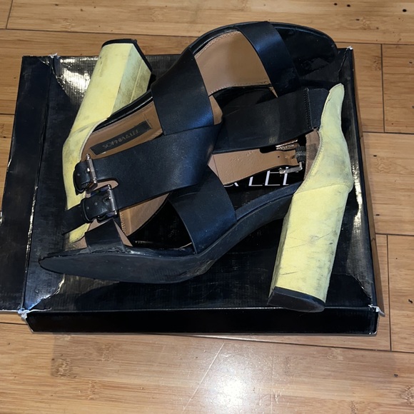 SOPHIA & LEE | Neon Color Block Chunky Heel - Picture 6 of 6